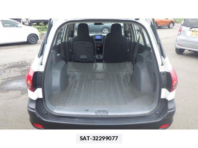 Mitsubishi LANCER CARGO 2018-05 7797479-17