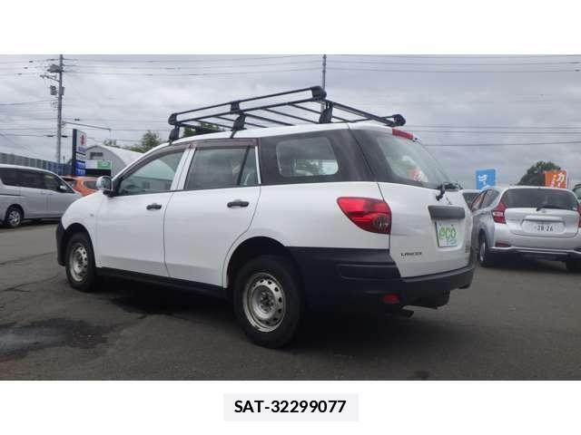 Mitsubishi LANCER CARGO 2018-05 7797479-2