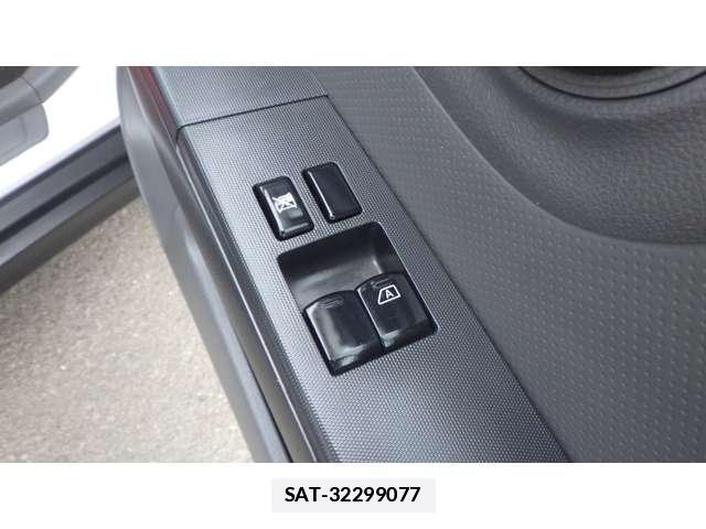 Mitsubishi LANCER CARGO 2018-05 7797479-9