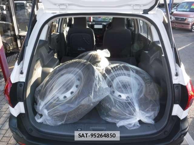 Mitsubishi LANCER CARGO 2014-08 7803256-11