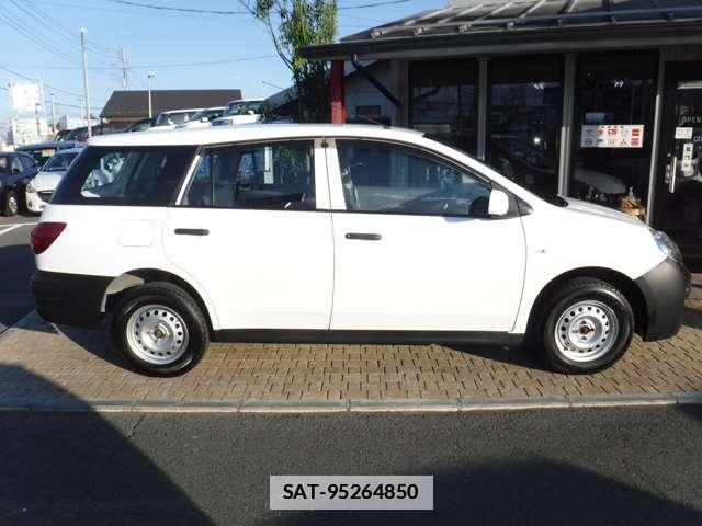 Mitsubishi LANCER CARGO 2014-08 7803256-5