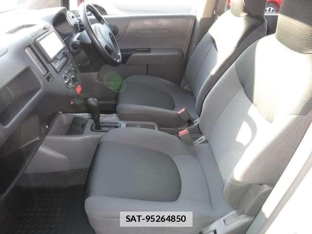 Mitsubishi LANCER CARGO 2014-08 7803256-8