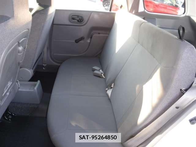 Mitsubishi LANCER CARGO 2014-08 7803256-9