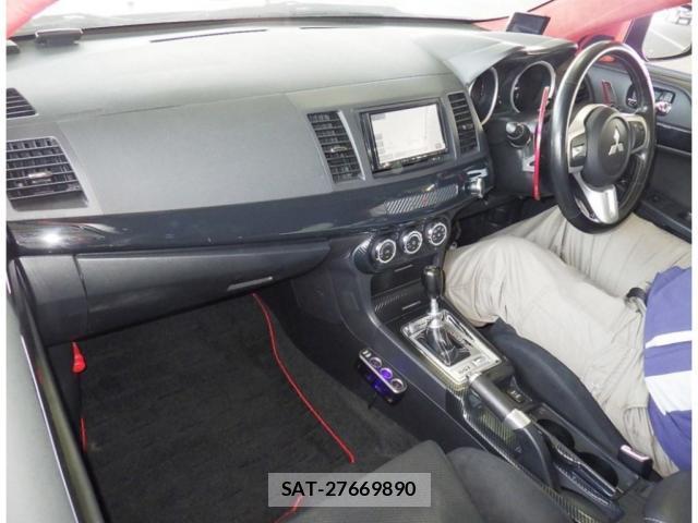 Mitsubishi LANCER 2015-08 7793955-2