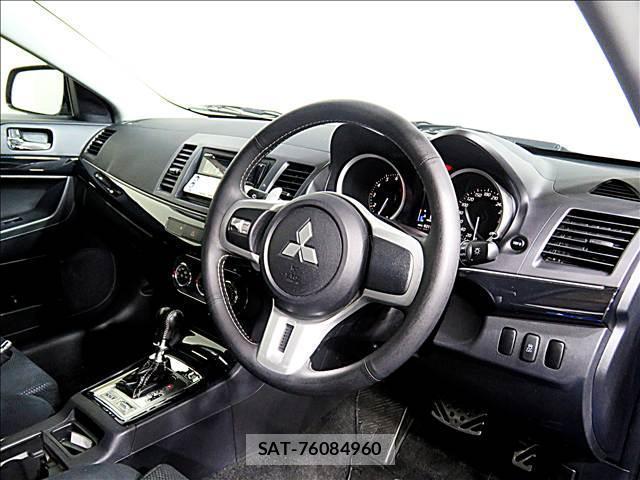 Mitsubishi LANCER 2012-05 7802852-10