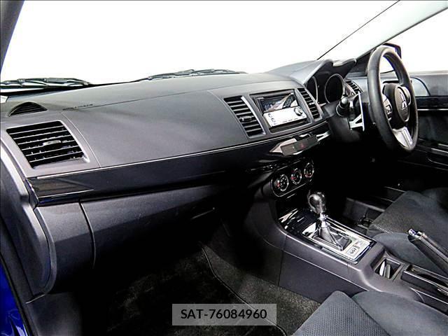 Mitsubishi LANCER 2012-05 7802852-12