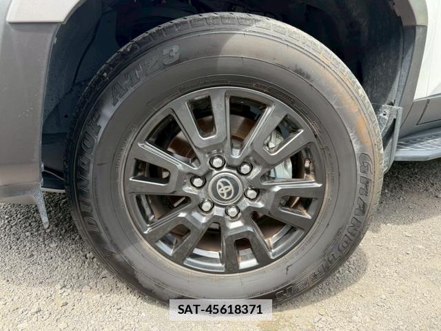Toyota Land Cruiser 250 2024-07 7805973-5
