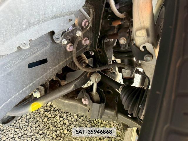 Toyota Land Cruiser 250 2024-10 7805991-17