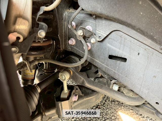 Toyota Land Cruiser 250 2024-10 7805991-9