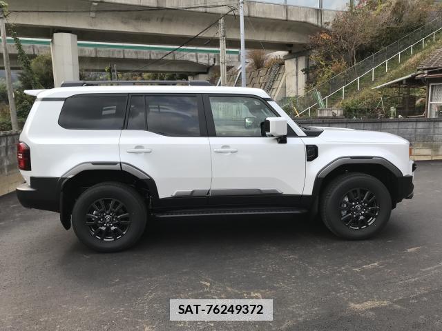 Toyota Land Cruiser 250 2024-12 7809710-3