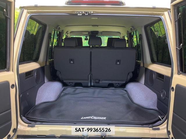 Toyota Land Cruiser 70 2025-07 7794281-9