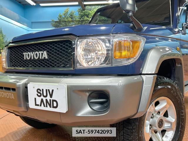 Toyota Land Cruiser 70 2014-11 7794586-10
