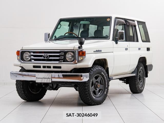 Toyota Land Cruiser 70 2002-10 7796685-5