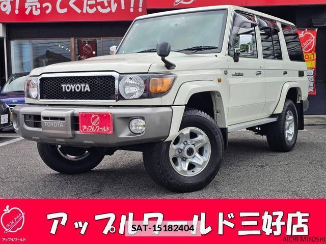 Toyota Land Cruiser 70 2015-01 7800790-0