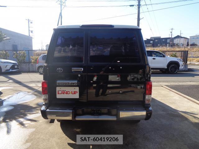 Toyota Land Cruiser 70 1995-03 7802039-6