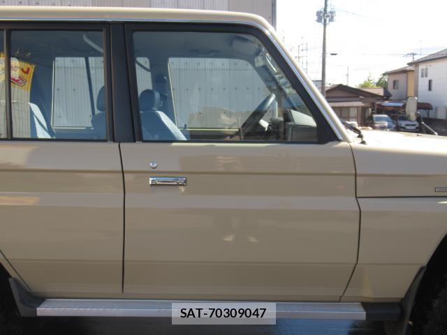 Toyota Land Cruiser 70 2004-12 7803371-17