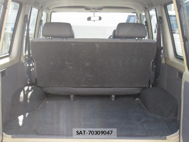 Toyota Land Cruiser 70 2004-12 7803371-8