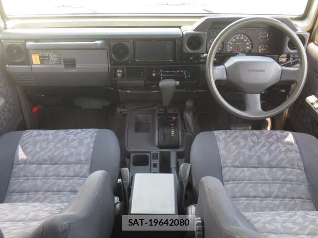 Toyota Land Cruiser 70 1995-04 7803380-11