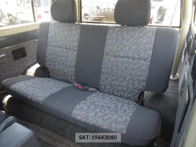 Toyota Land Cruiser 70 1995-04 7803380-12