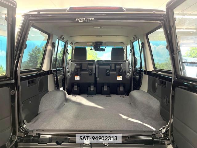 Toyota Land Cruiser 70 2026-04 7806611-9
