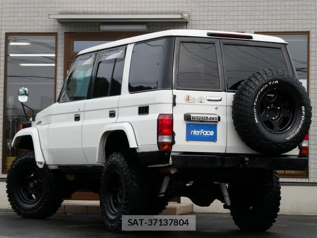 Toyota Land Cruiser 70 1999-12 7808206-11