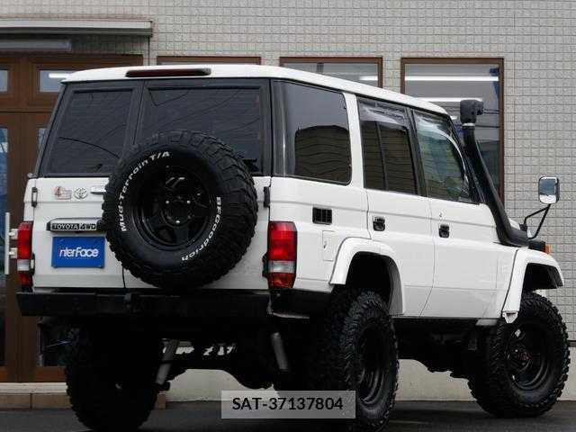 Toyota Land Cruiser 70 1999-12 7808206-15