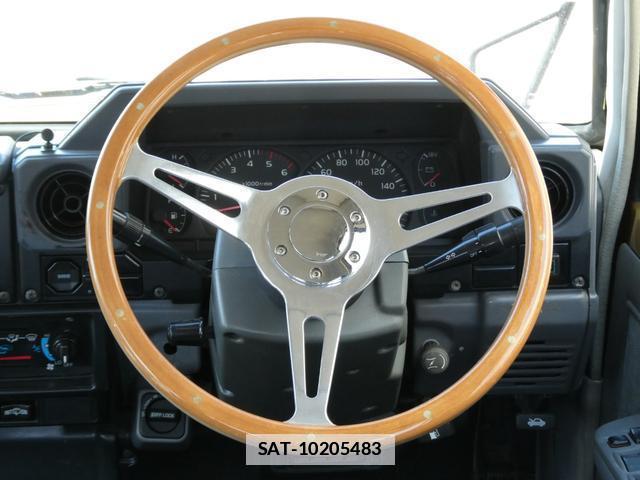 Toyota Land Cruiser 70 2000-09 7808208-18