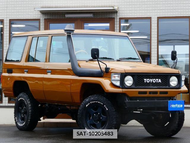 Toyota Land Cruiser 70 2000-09 7808208-6