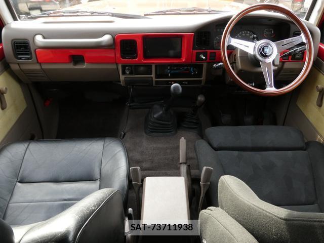 Toyota Land Cruiser 70 1997-12 7808209-17