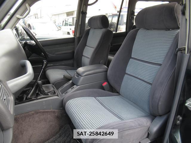 Toyota Land Cruiser 80 1993-03 7803382-12