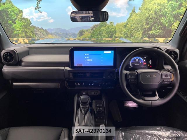 Toyota Land Cruiser FJ 2026-06 7799120-1