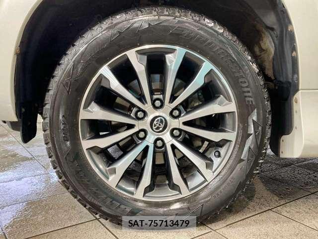 Toyota LAND CRUISER PRADO 2018-02 7794306-2