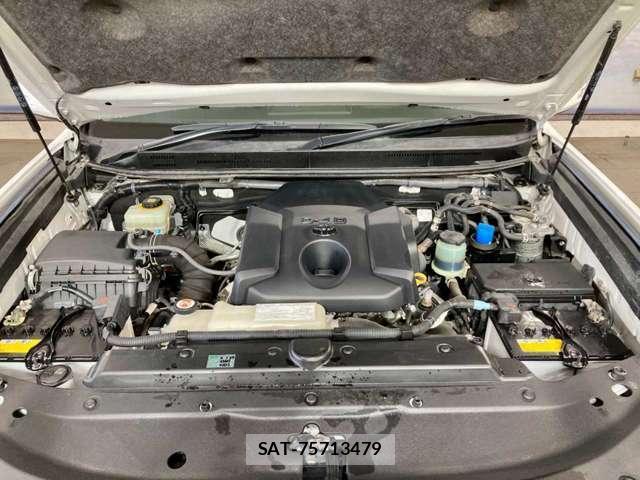 Toyota LAND CRUISER PRADO 2018-02 7794306-3