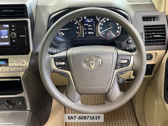 Toyota LAND CRUISER PRADO 2018-07 7798122-10