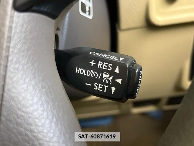 Toyota LAND CRUISER PRADO 2018-07 7798122-4