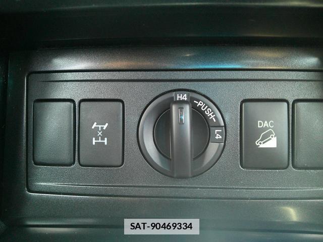 Toyota LAND CRUISER PRADO 2015-12 7806734-17