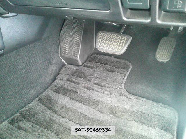 Toyota LAND CRUISER PRADO 2015-12 7806734-19