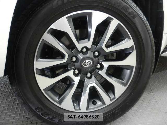 Toyota LAND CRUISER PRADO 2023-10 7810757-15