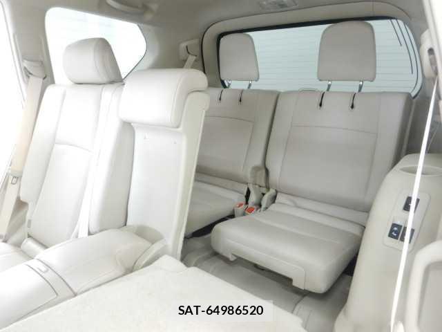 Toyota LAND CRUISER PRADO 2023-10 7810757-18