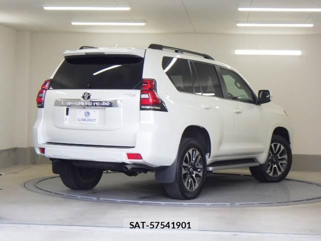 Toyota LAND CRUISER PRADO 2023-11 7810782-1