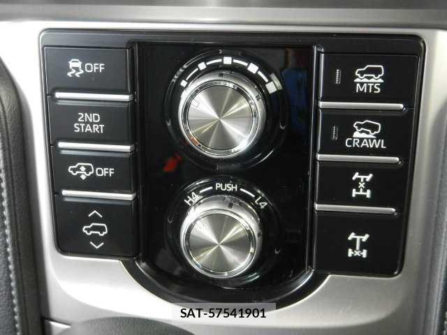 Toyota LAND CRUISER PRADO 2023-11 7810782-5