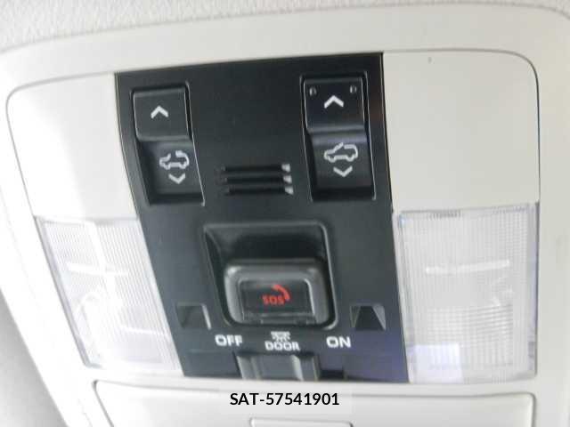 Toyota LAND CRUISER PRADO 2023-11 7810782-9
