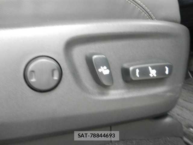 Toyota LAND CRUISER PRADO 2022-09 7810796-11