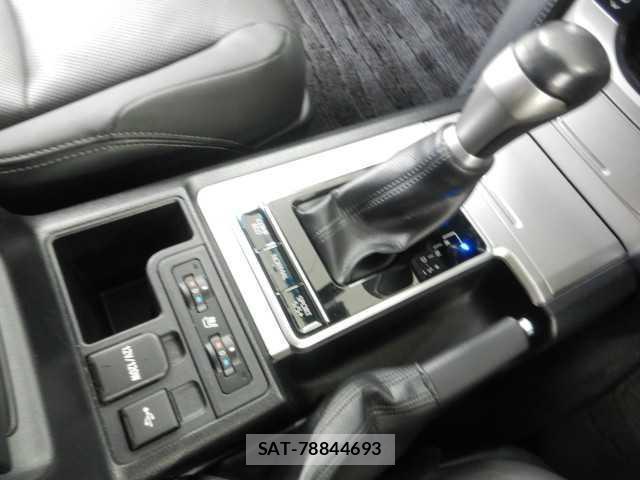Toyota LAND CRUISER PRADO 2022-09 7810796-8