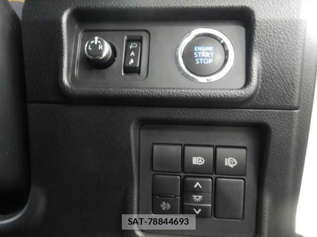 Toyota LAND CRUISER PRADO 2022-09 7810796-9