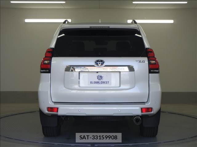 Toyota LAND CRUISER PRADO 2023-02 7810808-17