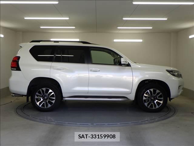 Toyota LAND CRUISER PRADO 2023-02 7810808-18