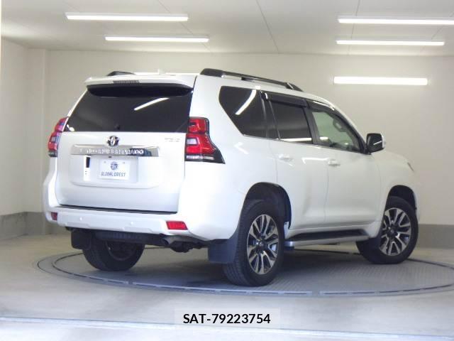 Toyota LAND CRUISER PRADO 2023-04 7810833-1