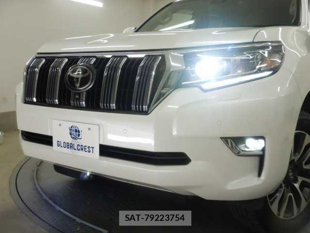 Toyota LAND CRUISER PRADO 2023-04 7810833-14
