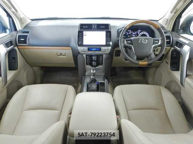 Toyota LAND CRUISER PRADO 2023-04 7810833-2